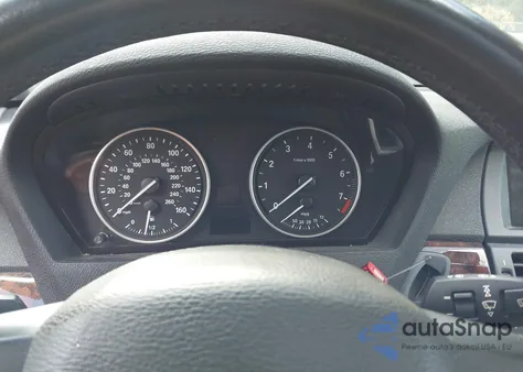 2013 BMW X5 xDrive35I/xDrive35I Premium/xDrive35I Sport Activity z USA, uszkodzony, nr VIN 5UXZV4C58D0G54145